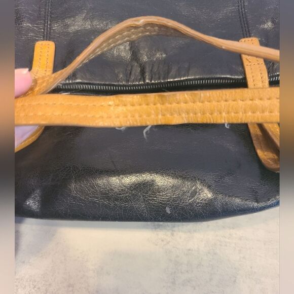 Hobo International Black & Tan leather Top Handle Bag/Buckle Bag Purse Zipper - Picture 11 of 13